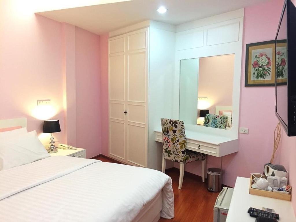 Sabai Dee Minitel Hotel Bangkok Bagian luar foto