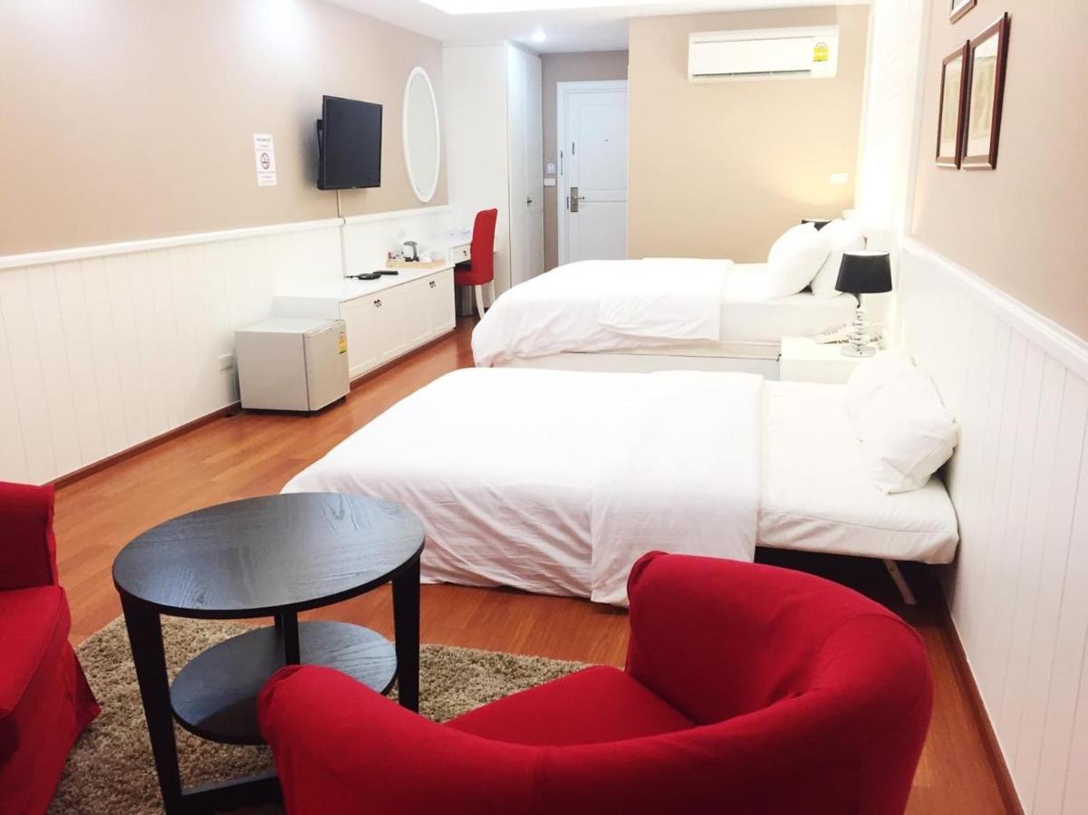 Sabai Dee Minitel Hotel Bangkok Bagian luar foto