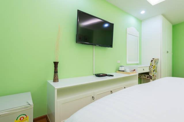 Sabai Dee Minitel Hotel Bangkok Bagian luar foto