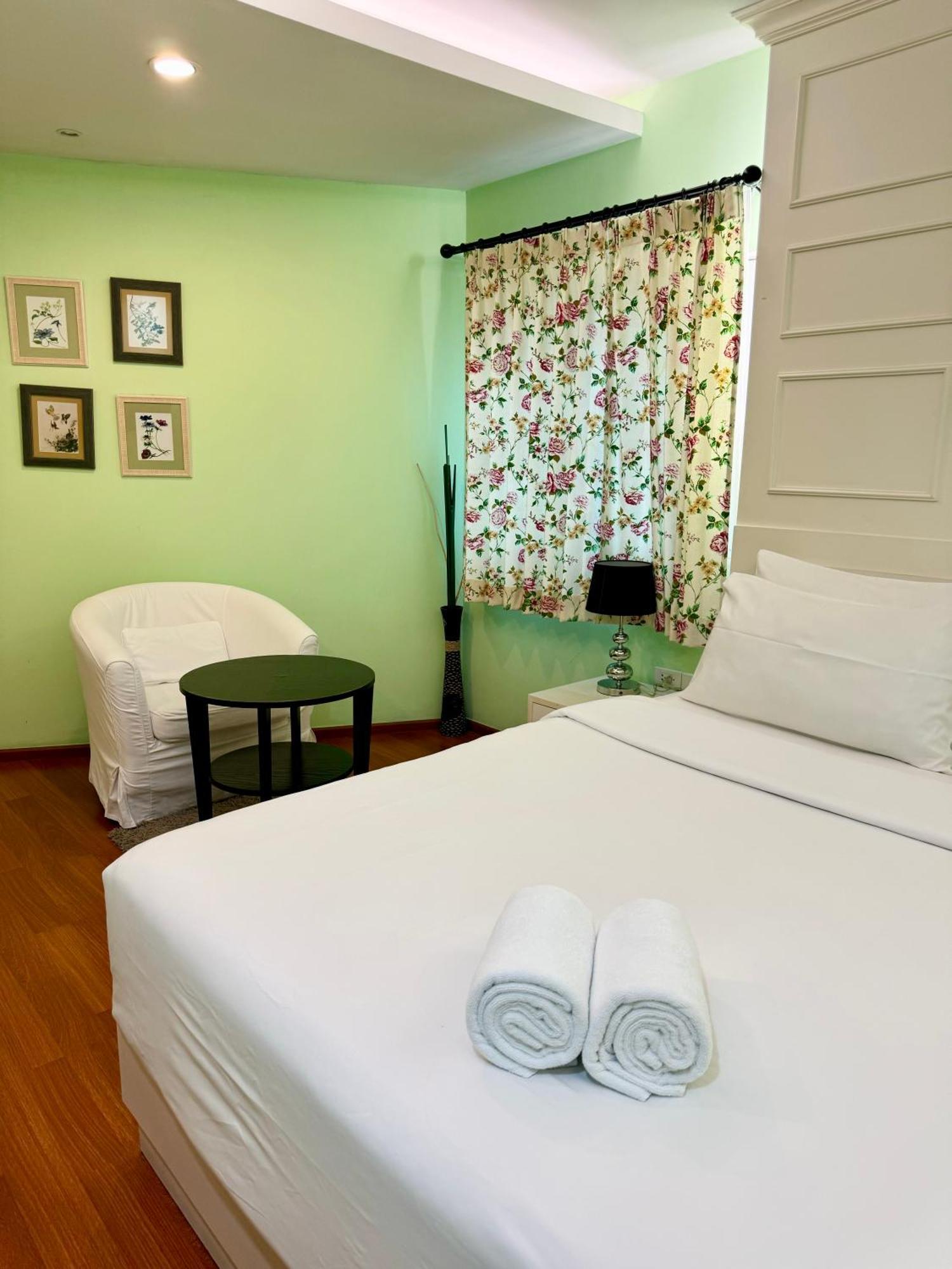Sabai Dee Minitel Hotel Bangkok Bagian luar foto